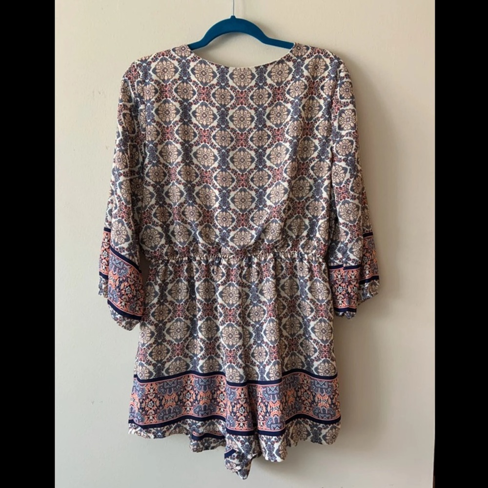 Patterned romper - Picture 2 of 3